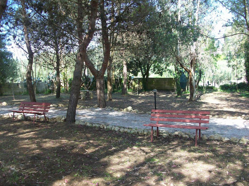 Appartamenti Turistici Aprile Antonio Luigi Боргане Екстериор снимка